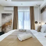 Villa Zatonka Royal *