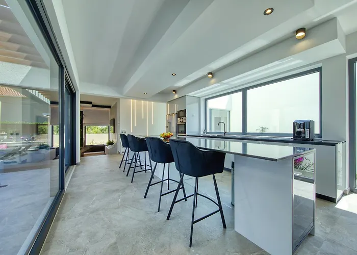 Zatonka Royal *